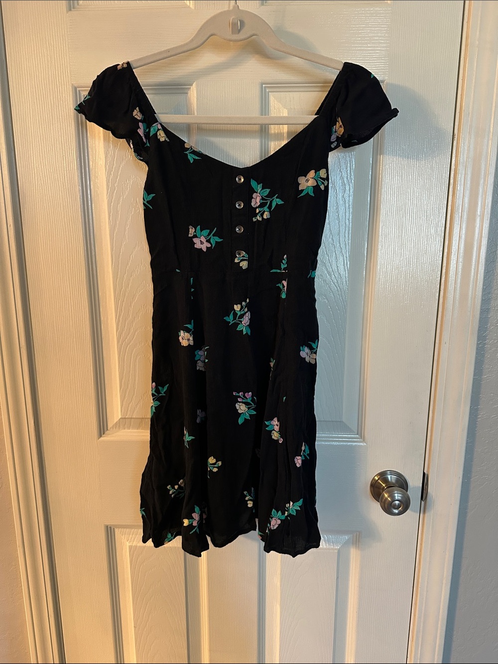Billabong XS Black floral mini dress